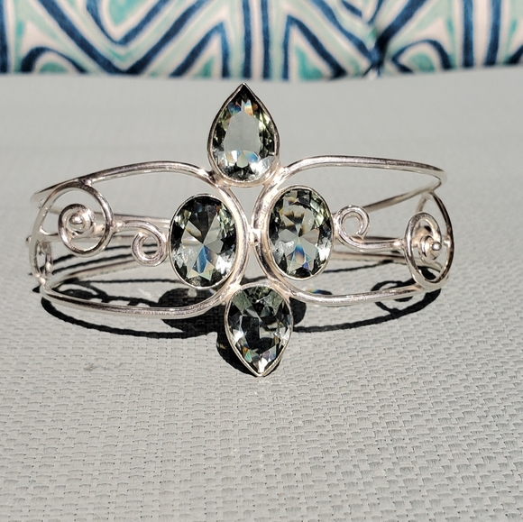 New Absolutely Stunning Paraiba Tourmaline 935 Silver Adjustable Cuff Bracelet. - Picture 4 of 16
